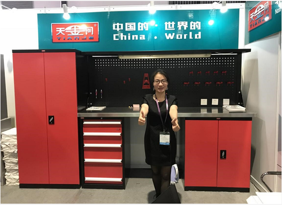 昆山天金岡創始人周艷玲