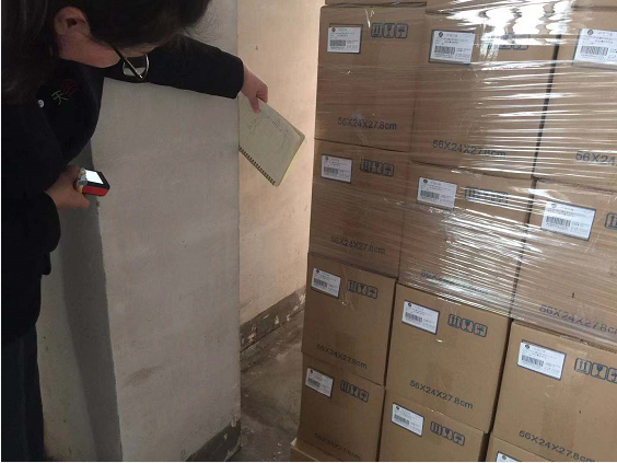 工具柜廠家天金岡周艷玲女士對工廠的每處進行計算和規劃