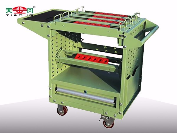 數(shù)控刀具車(chē)