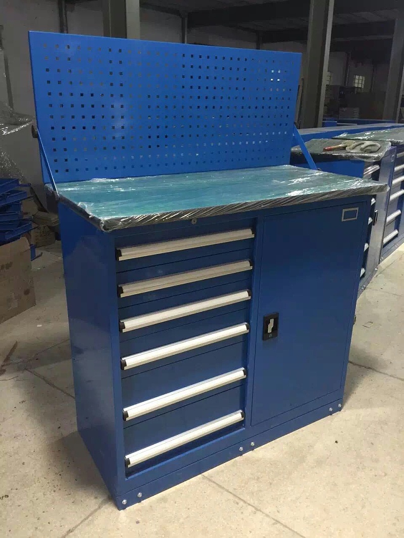 機械設(shè)備工具柜廠家
