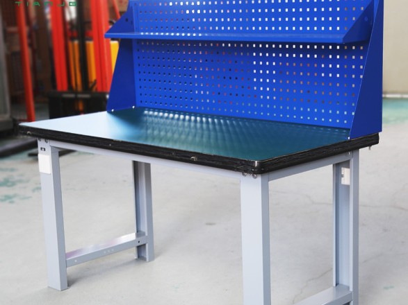 重型鉗工臺(tái)