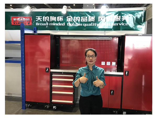 工具柜廠家天金岡創始人周艷玲女士不甘平凡的追夢之路